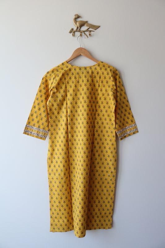 Yellow Floral Printed Kurta - M, New