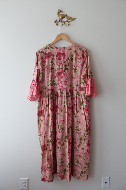 Bombay Paisley Pink Floral Dress - L, New