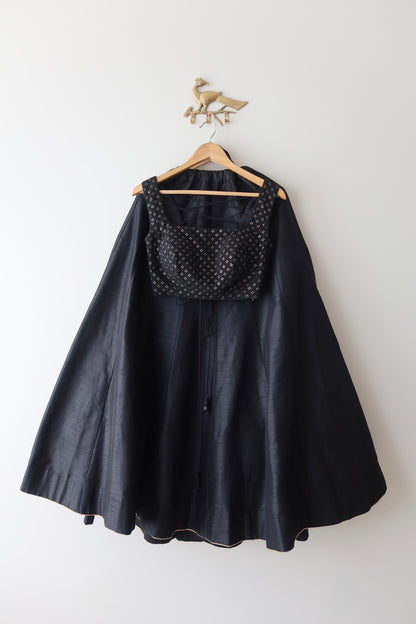 Classic Black Silk Set - New