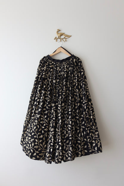 Black Forrest Corset Set - New