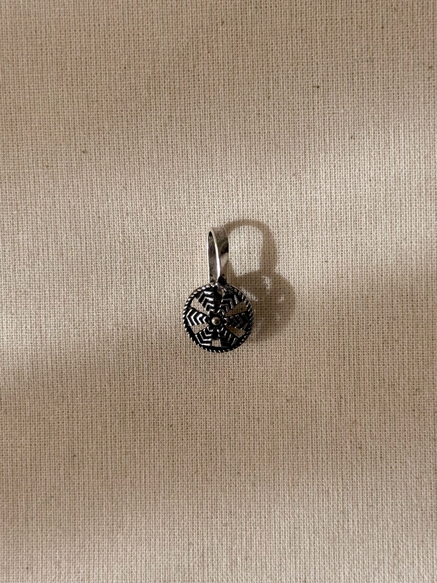 Chakra Oxidized Silver Nose Pin/Bugadi - New