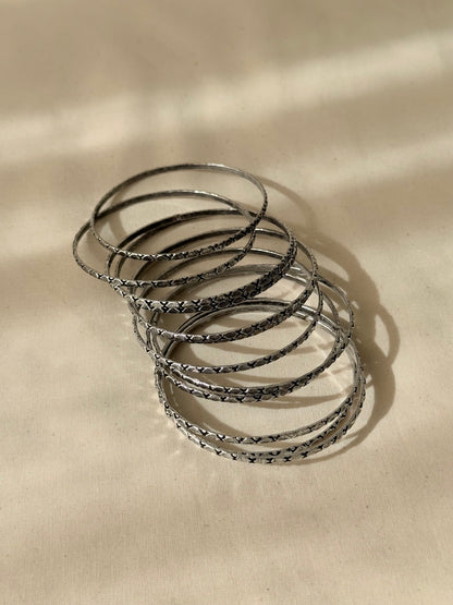 Set of 12 Silver Thin Bangles - New
