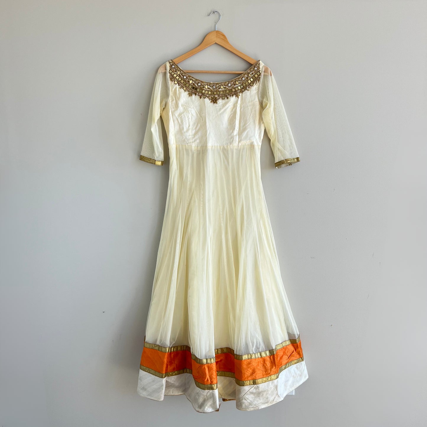 Off-White Anarkali Set with Orange and Pink Accents - Preloved